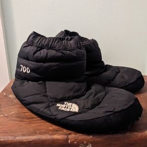 The North Face Vintage 700 Series Down Booties. Black, women's size medium